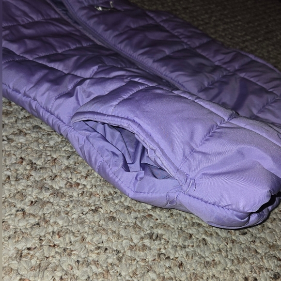 Puma Kids Girls Full Zip Puffer Vest Sleeveless Outdoor Quilted Jacket Size XS - Picture 4 of 5